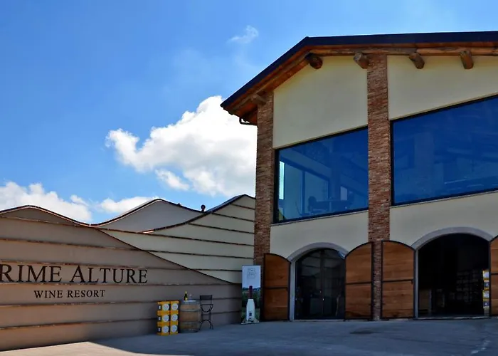 Prime Alture Wine Resort Casteggio